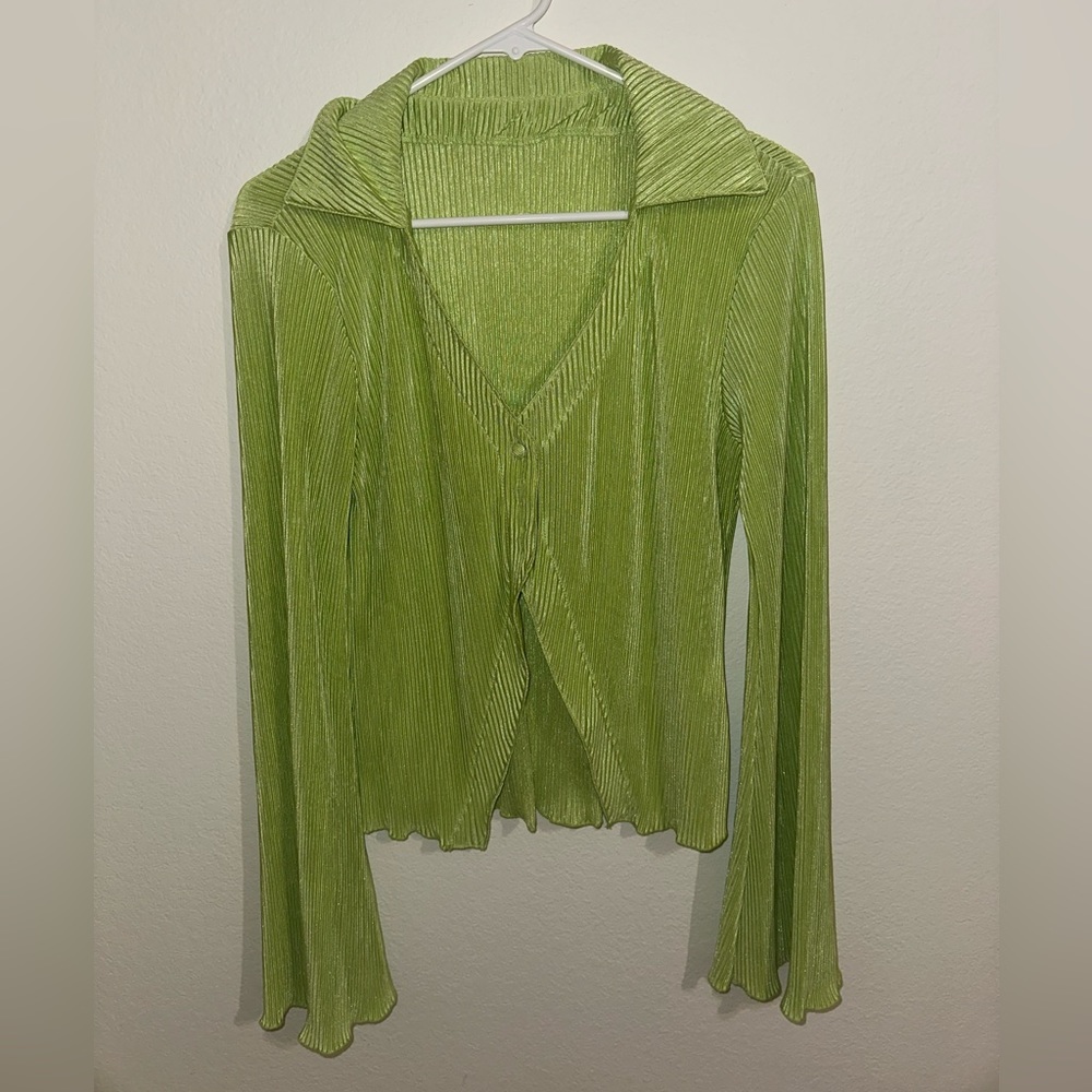 Dressy flowy blouse 💚✨